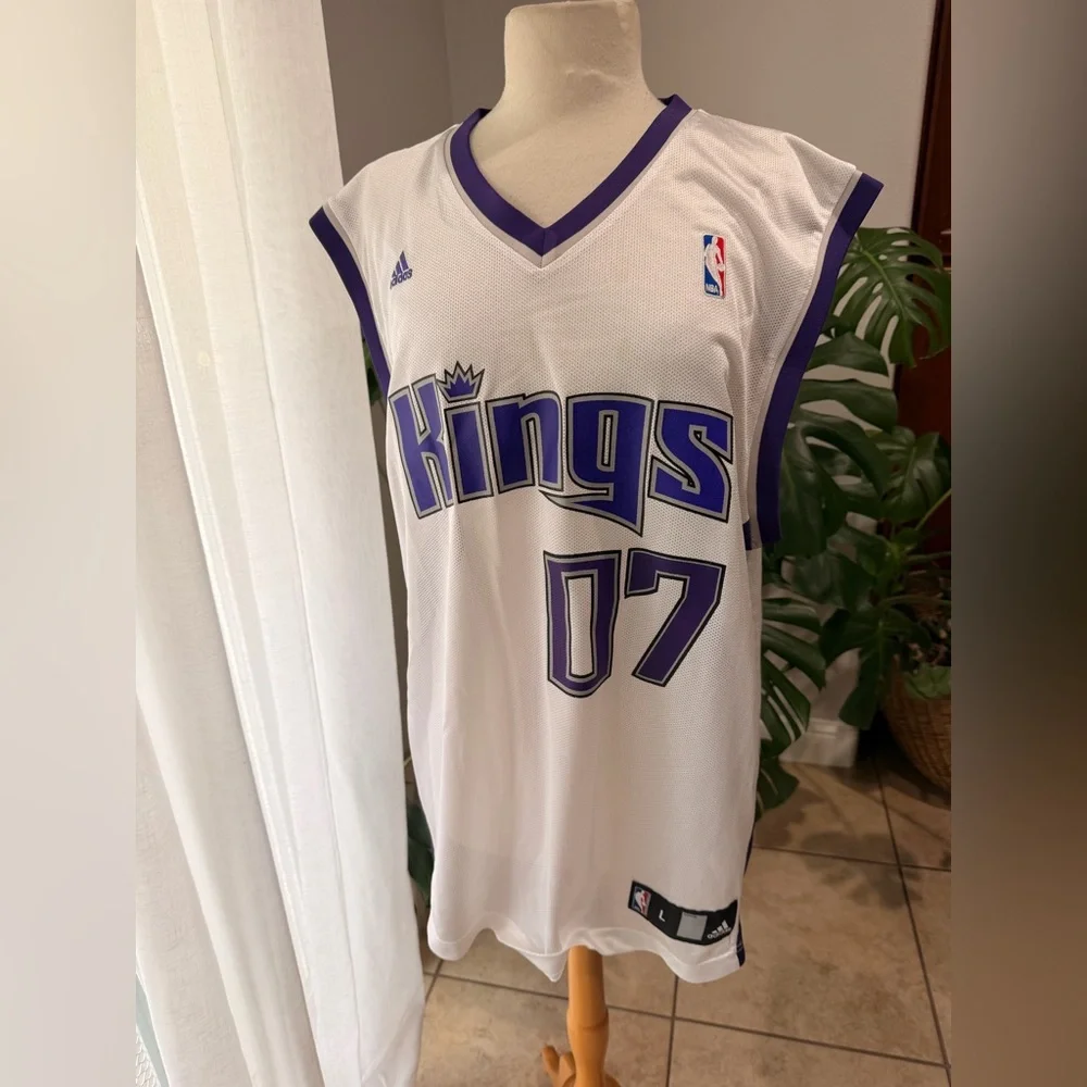 Vintage Signed Sacramento Kings Reggie Theus #07 Adidas NBA Jersey‎  Size L
